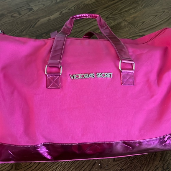 Victoria Secret 🩷 - Picture 1 of 5